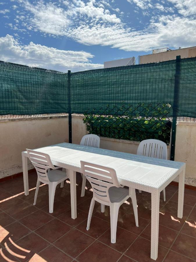 Atico Duplex Con Vista Mar Y Terraza Privada A 200M De La Playa Hasta 6 Personas Garrucha Exterior foto