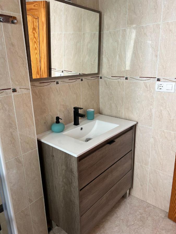 Atico Duplex Con Vista Mar Y Terraza Privada A 200M De La Playa Hasta 6 Personas Garrucha Exterior foto