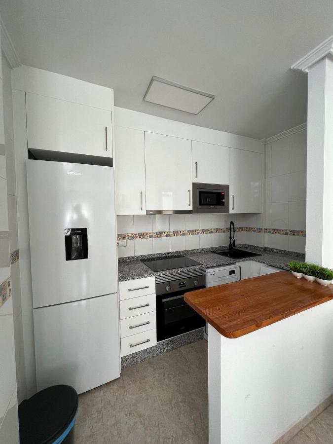 Atico Duplex Con Vista Mar Y Terraza Privada A 200M De La Playa Hasta 6 Personas Garrucha Exterior foto